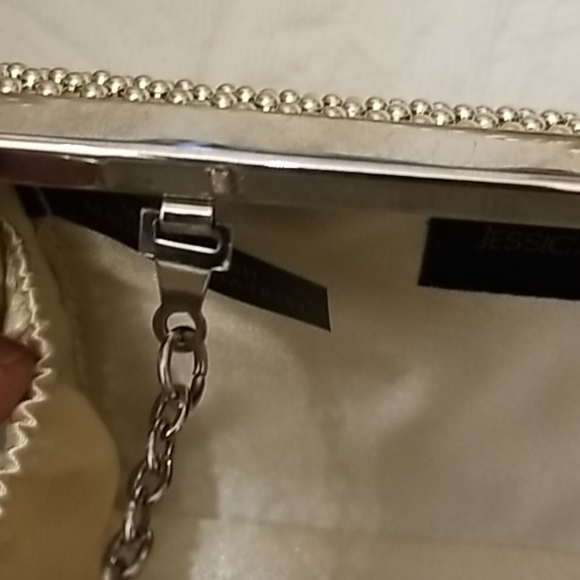 Jessica McClintock clutch - Picture 10 of 12